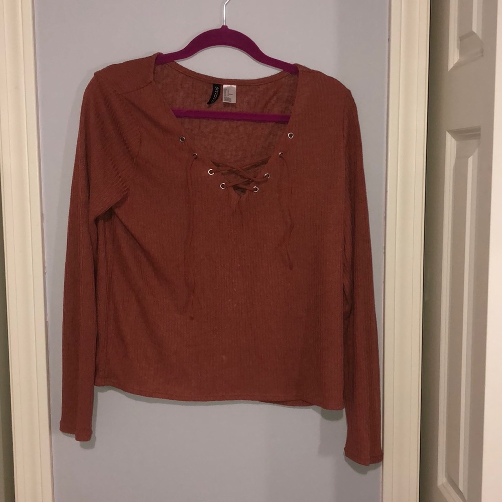 H&M long sleeve top